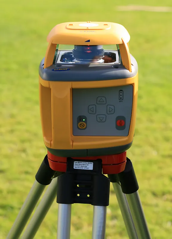 Лазерный уровень Bosch GLL 3-80