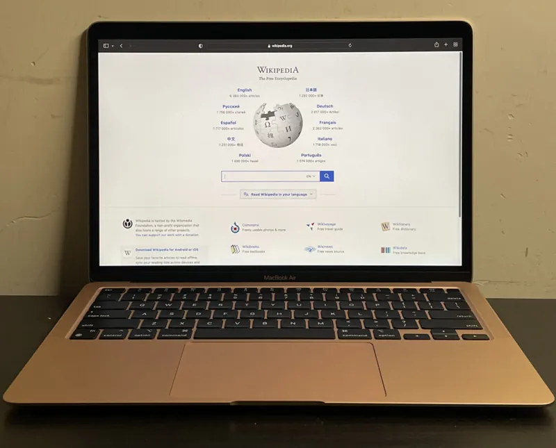 MacBook Air 13 M1 8/256