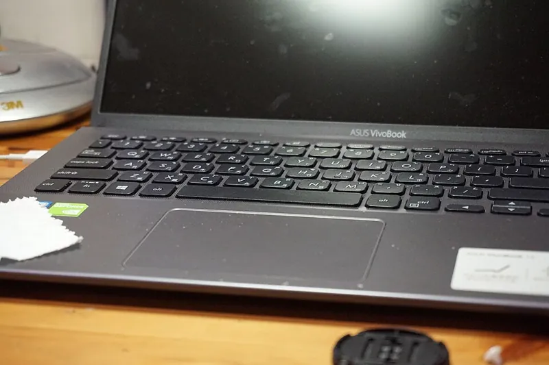 Ноутбук ASUS VivoBook 15 R5/16/512